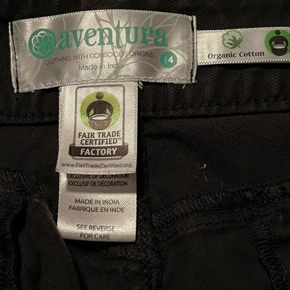 Aventura Shorts - Picture 6 of 6